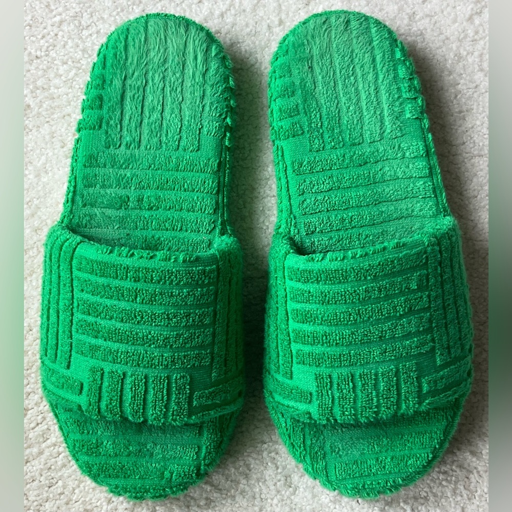 Bottega Veneta Resort Slides